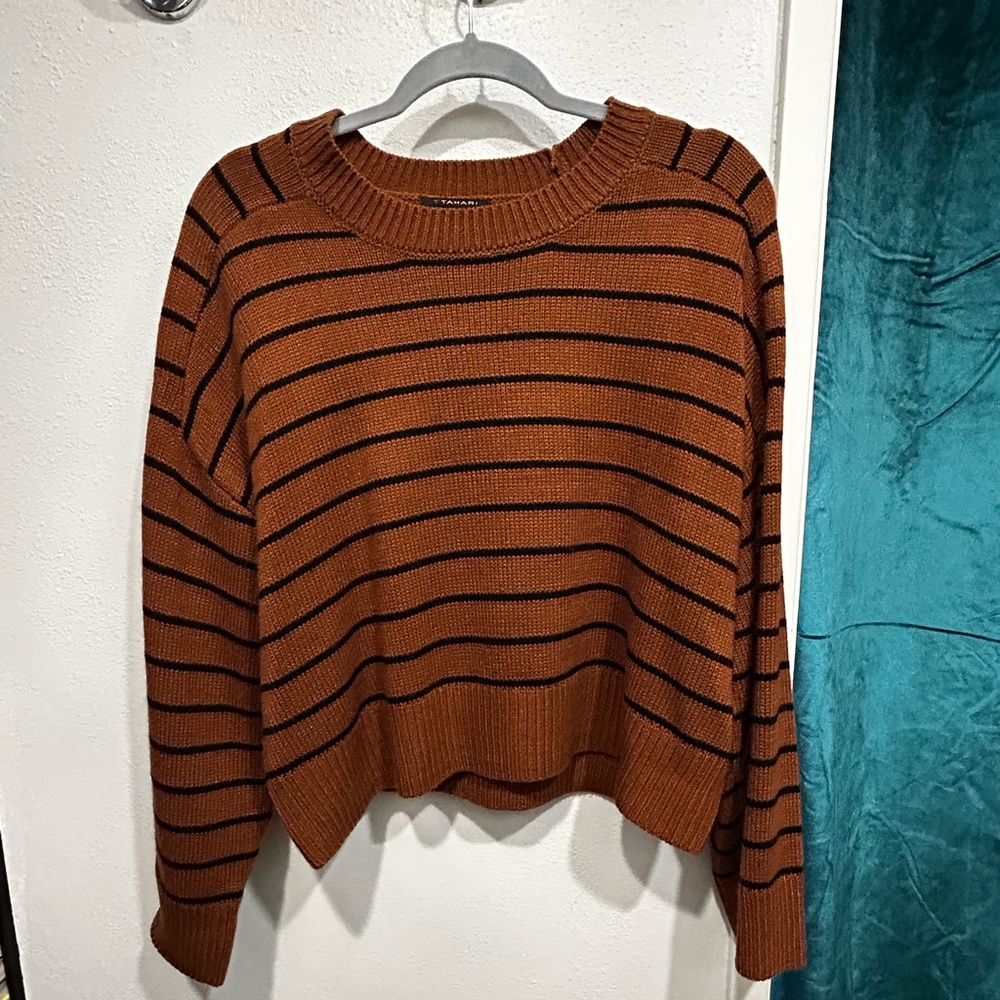 TTahari crewneck striped sweater